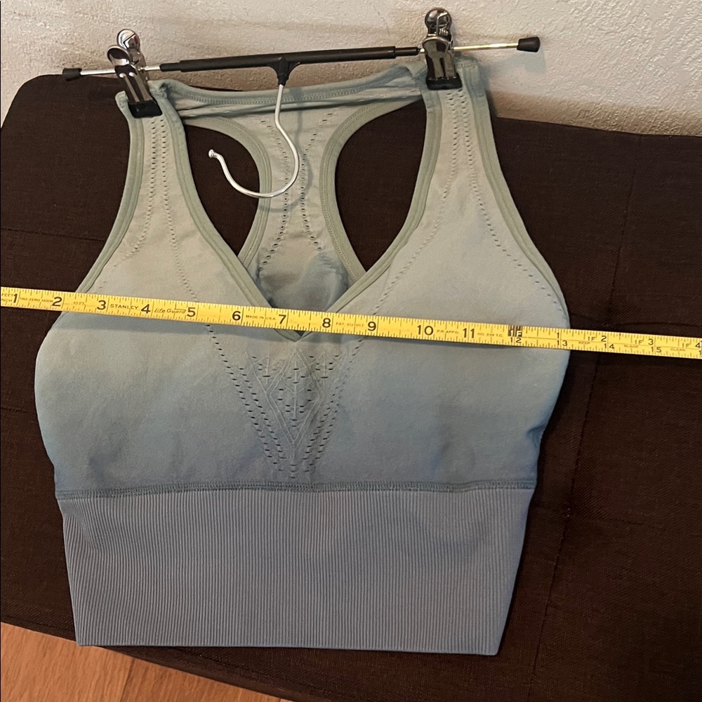 #1036+ Women's Green Sports Bra - Picture 4 of 15